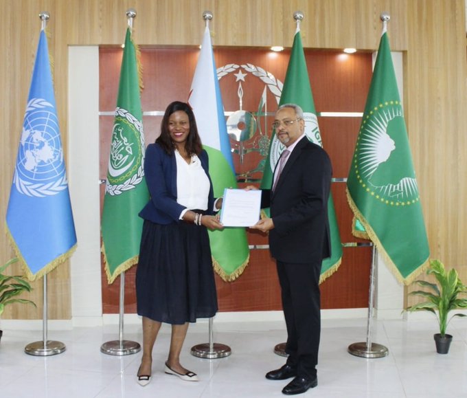 Le Ministre des Affaires Étrangères et de la Coopération Internationale, S.E.M. Abdoulkader Houssein Omar a reçu aujourd’hui mercredi 21 janvier 2026 , les lettres de créances de Mme Ramatou Touré , nouvelle représentante résidente de l’UNICEF à Djibouti.