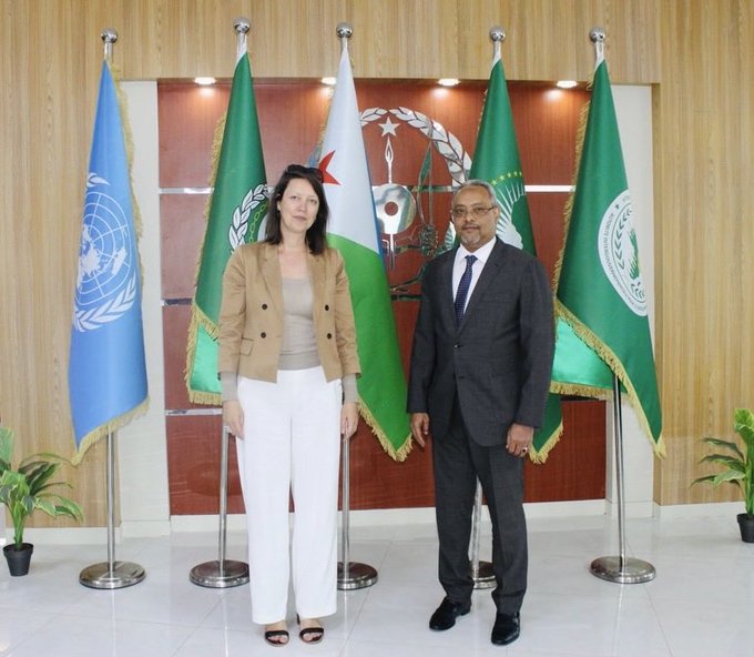 Le Ministre des Affaires Etrangères et de la Coopération Internationale S.E M. Abdoulkader Houssein Omar a reçu aujourd’hui S.E Dr Annelies Verstichel , Ambassadrice non-résidente du Royaume de Belgique auprès de la République de Djibouti en visite de cou