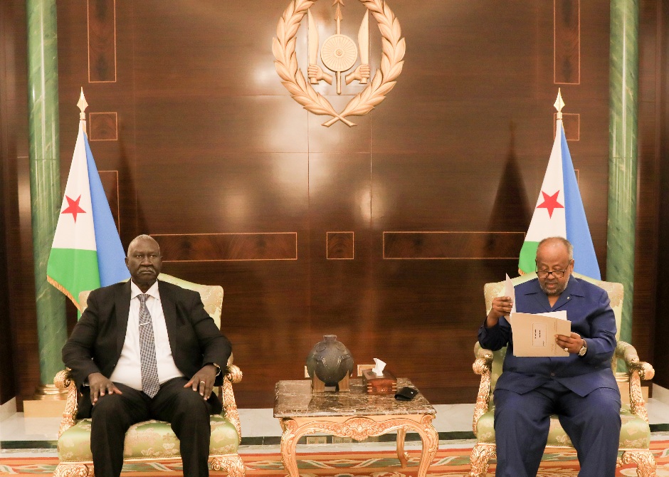 Le Chef de l’Etat reçoit le Vice-Président du Conseil Souverain Soudanais