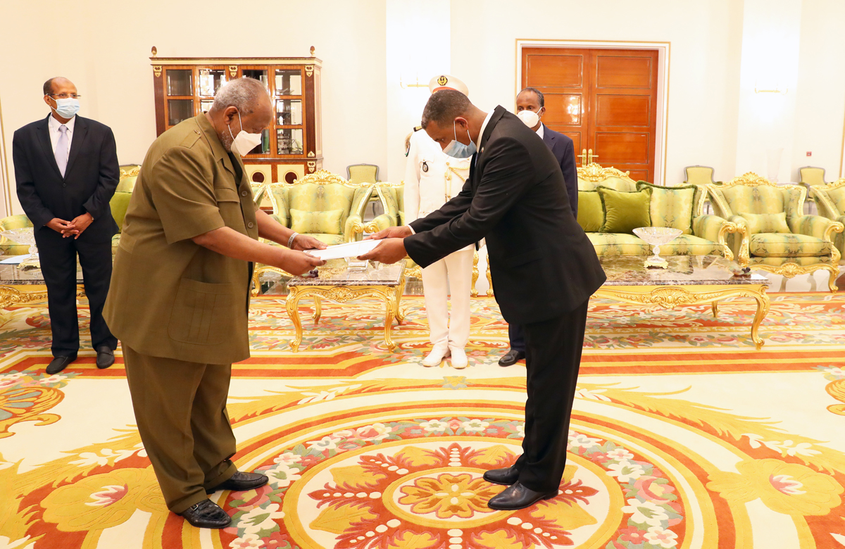 Le Président Guelleh reçoit les lettres de créances du nouvel ambassadeur d’Ethiopie à Djibouti