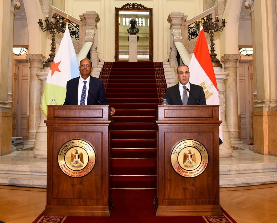 Le ministre Mahmoud Ali Youssouf s’entretient avec son homologue égyptien