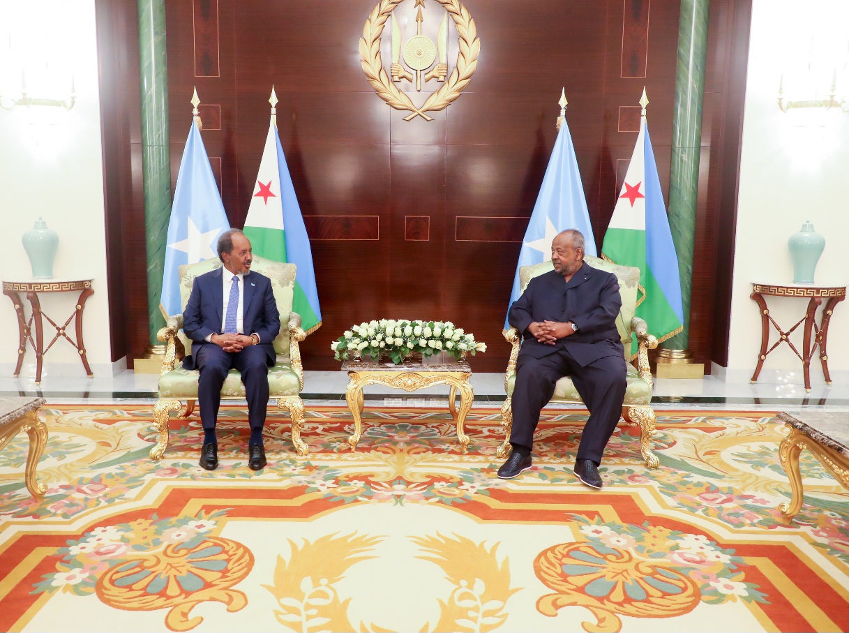 Le Président de la République reçoit son homologue somalien