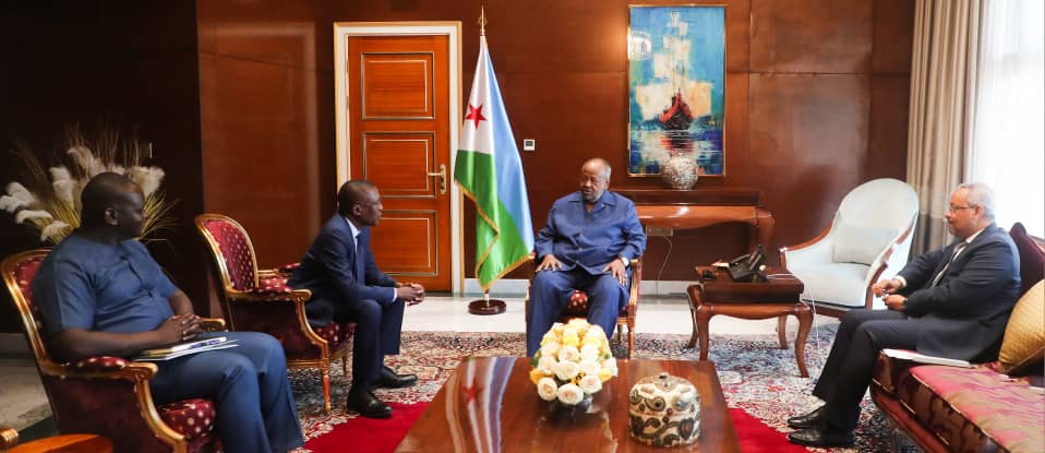 Le président Guelleh reçoit le chef par intérim de la Commission de suivi de l’IGAD pour le Soudan du Sud