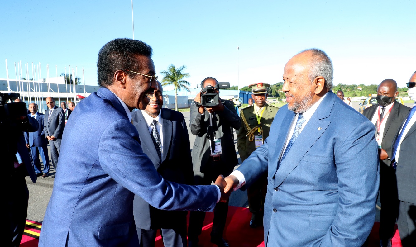 Le Président Guelleh à Kampala où il prend part au sommet des Pays contributeurs de l’ATMIS