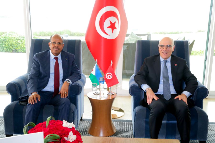 Entretien bilatéral à Bahreïn entre le chef de la diplomatie djiboutienne et son homologue tunisien