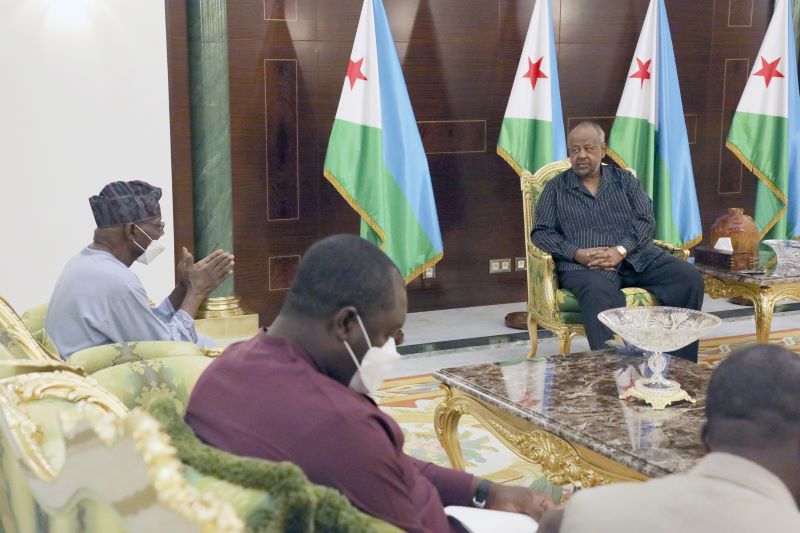 Le Président Guelleh reçoit le Haut représentant de l’Union africaine pour la paix dans la Corne de l’Afrique