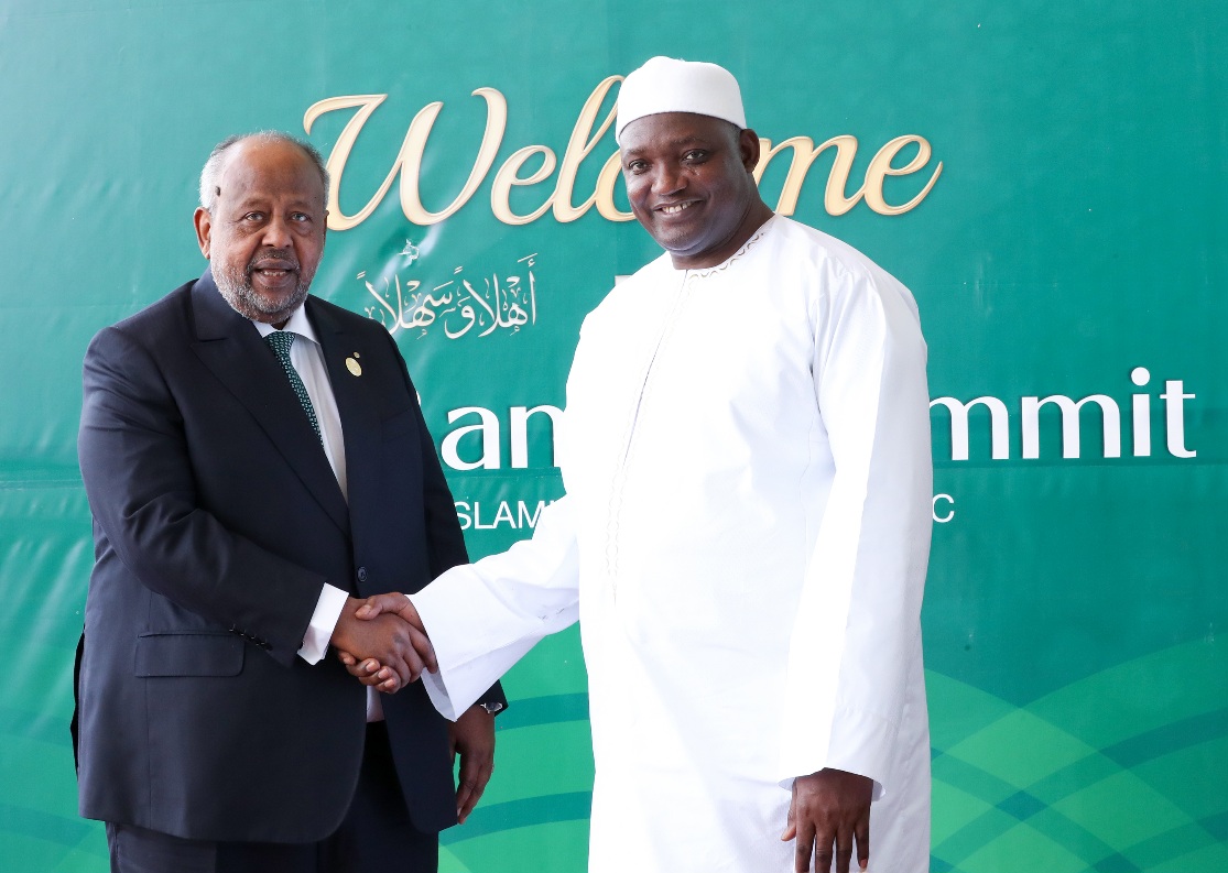 En marge du Sommet de l’OCI à Banjul (Gambie), le Président Guelleh s'entretient avec plusieurs de ses homologues