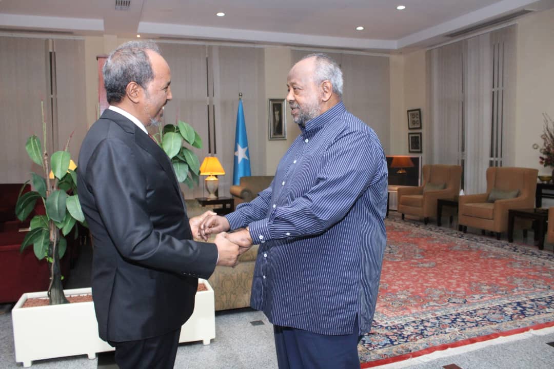 Entretien en tête-à-tête entre le Président Guelleh et son homologue somalien