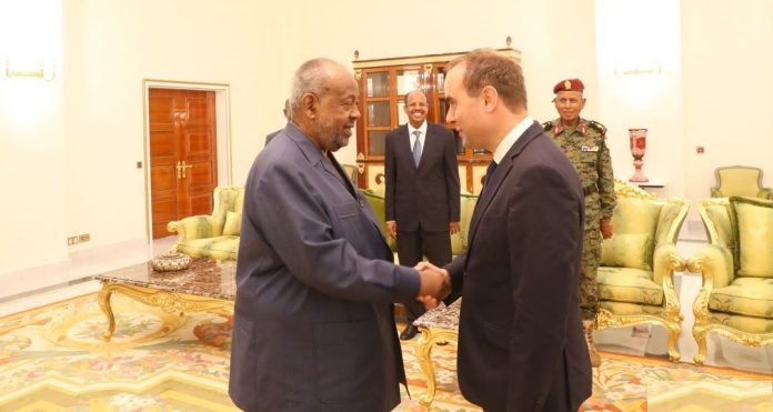 Le Président de la République reçoit le Ministre français des Armées, en visite de travail à Djibouti