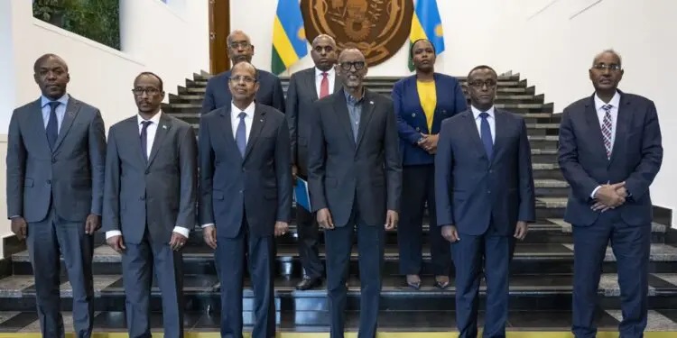 Une forte délégation djiboutienne conduite par le ministre des Affaires étrangères reçue à Kigali par le président Kagame