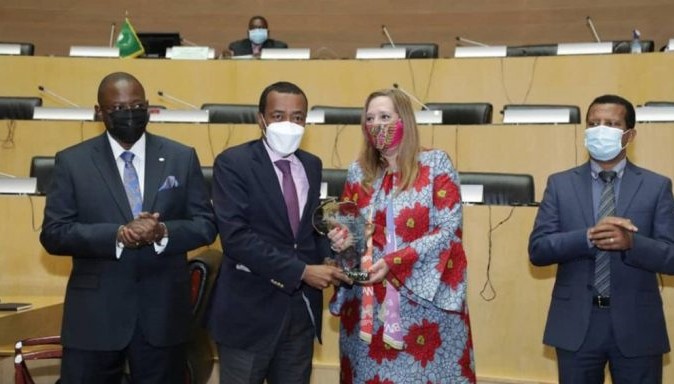 Le Président Guelleh reçoit un prix d’appréciation à l’occasion de l’entrée en vigueur de la ZLECAF