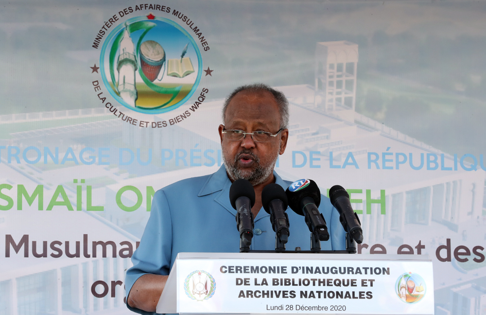 « La Bibliothèque et les Archives Nationales fourniront un service essentiel et gratuit pour nos jeunes qui souhaitent s’instruire et s’ouvrir au monde », déclare le Président Guelleh