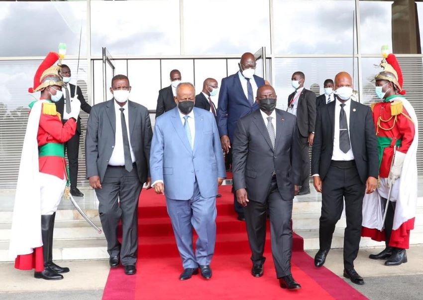 Le Chef de l’Etat chaleureusement accueilli à Abidjan, en Côte d’Ivoire