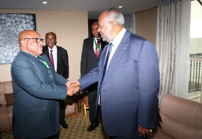 EN MARGE DU SOMMET DE L’ATMIS À KAMPALA : LE PRÉSIDENT DE LA RÉPUBLIQUE REÇOIT LE CHEF DE LA MISSION DE TRANSITION DE L’UNION AFRICAINE EN SOMALIE