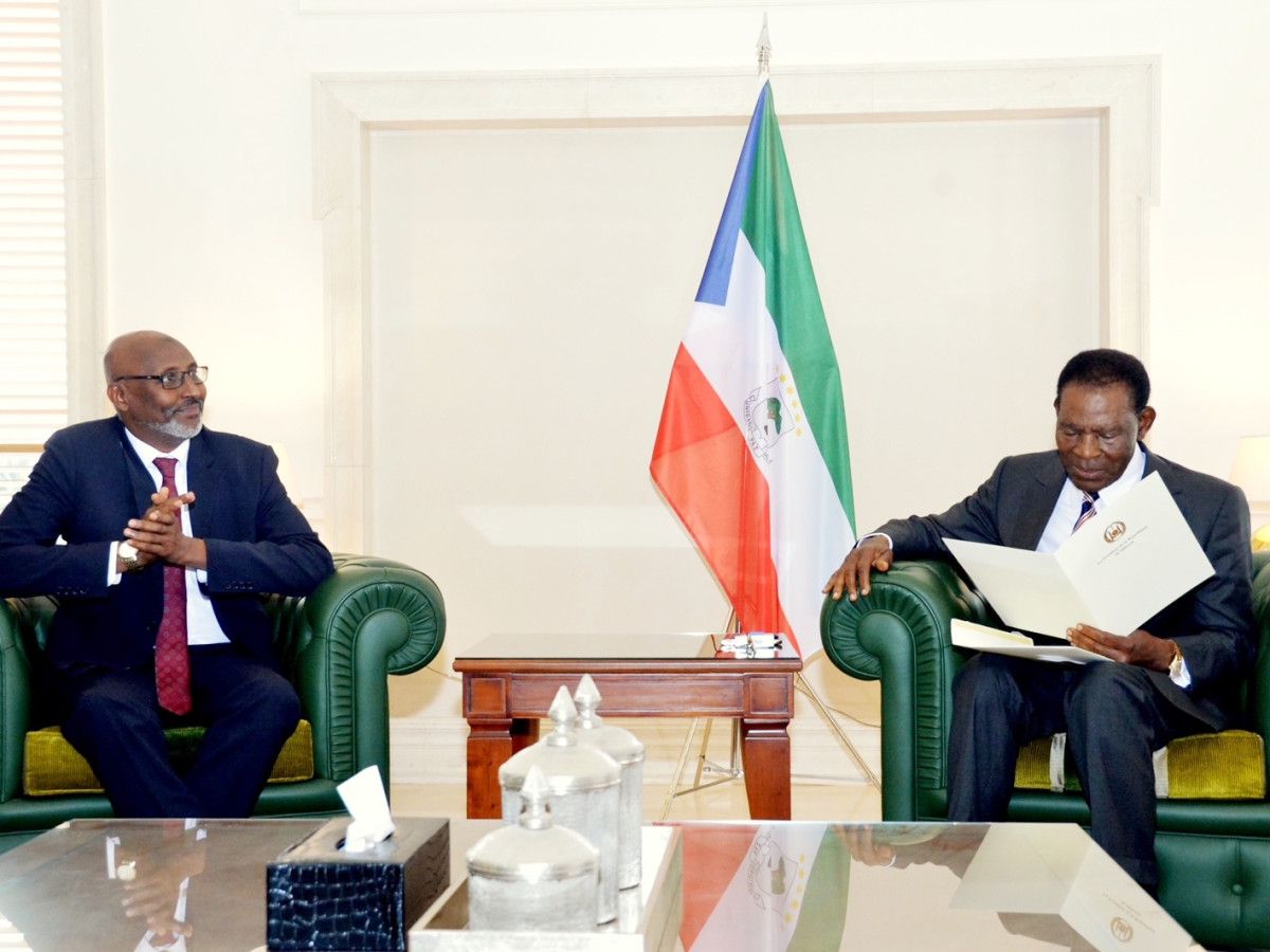 le Ministre de l’Éducation et de la Formation Professionnelle, Son Excellence Monsieur Moustapha Mohamed Mahamoud, émissaire de chef d'état reçus par le chef d'état Guinée équatoriale