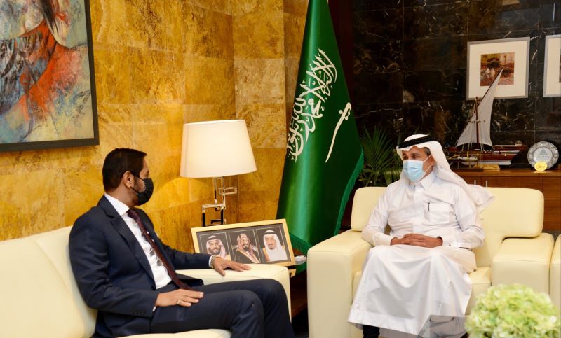 Notre ambassadeur à Ryad s’entretient avec le ministre saoudien du Transport