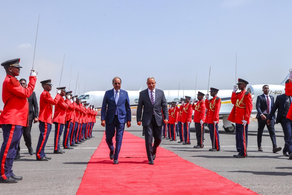 Le Président somalien entame une visite de travail de 48 heures à Djibouti