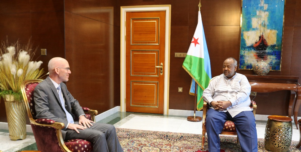 Le Président de la République reçoit le Représentant spécial du Secrétaire Général des Nations Unies pour la Somalie