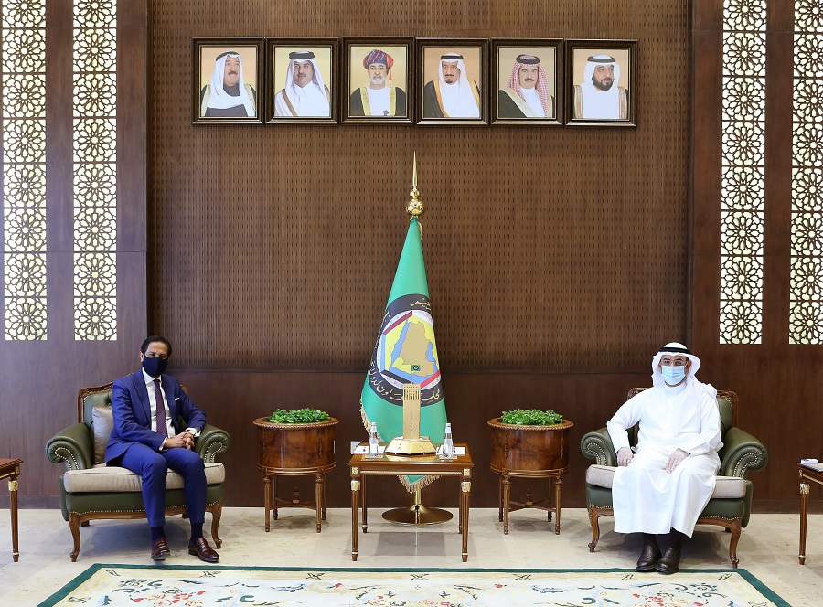 L' Ambassadeur de Djibouti a Ryad reçu par le SG du Conseil de Coopération des États Arabes du Golfe