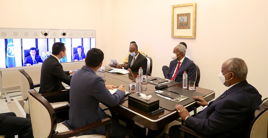 Le Président de la République s’entretient par visioconférence avec le PDG de la China Merchant Group