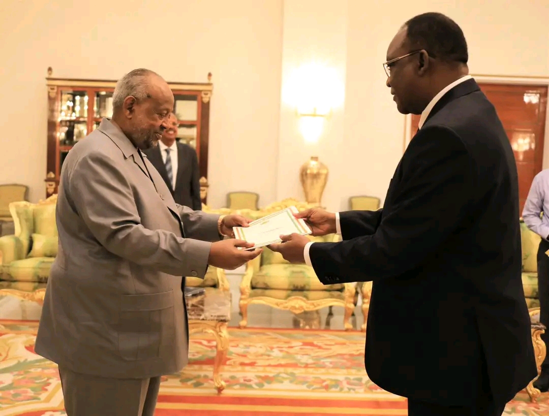 Le Chef de l’Etat reçoit un Emissaire de son homologue du Niger